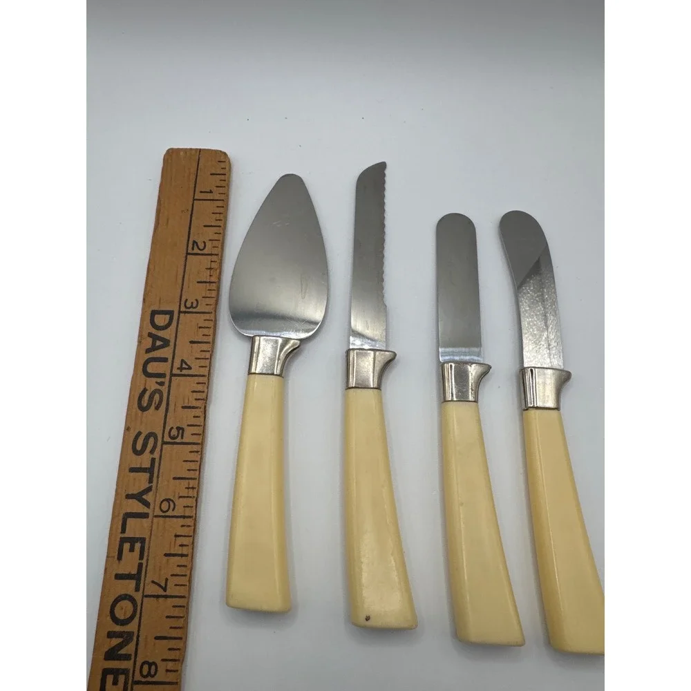 Vintage Regent Sheffield 4pc Cheese Appetizer Set Cream Faux Wood Leaf England